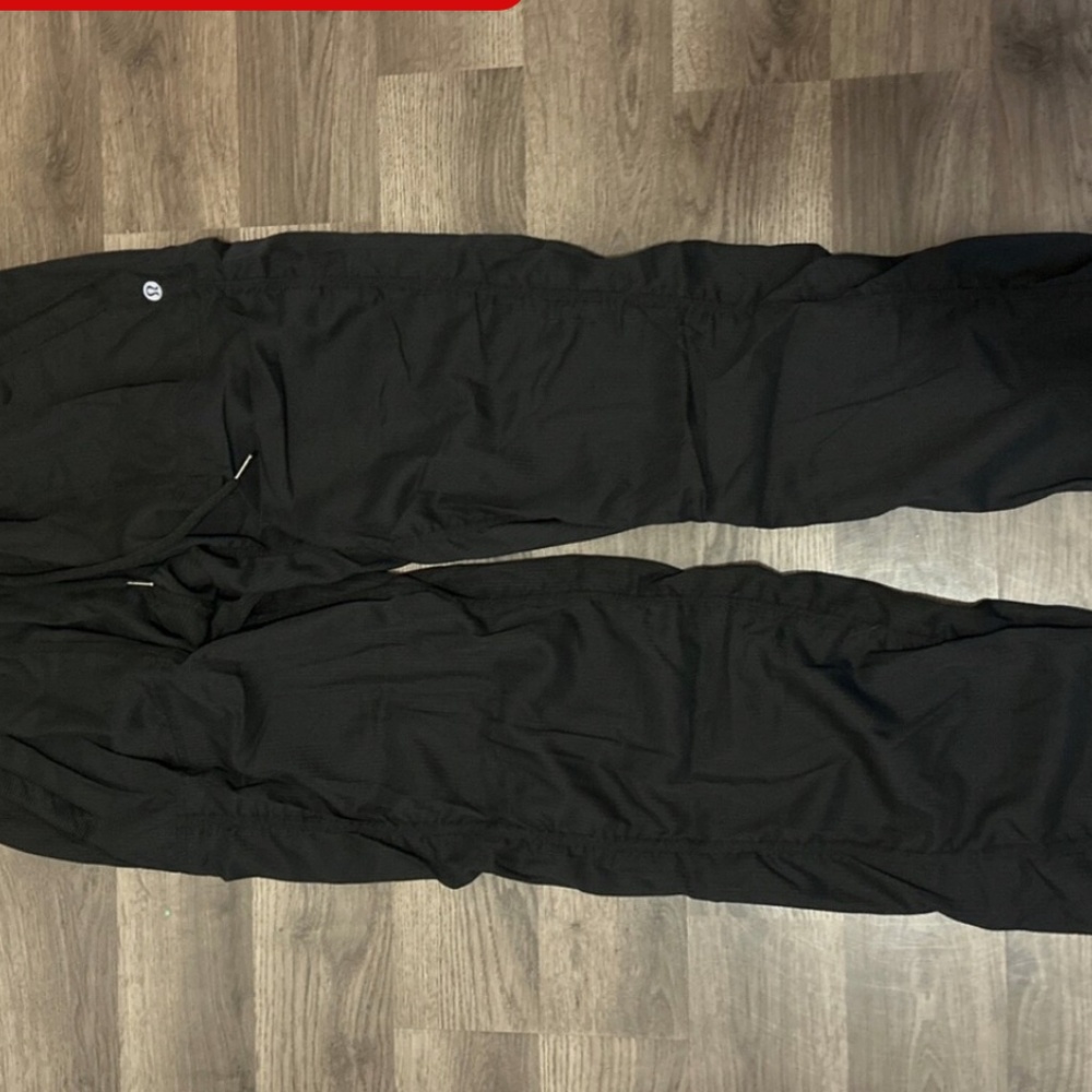 Lulu lemon size six black studio joggers